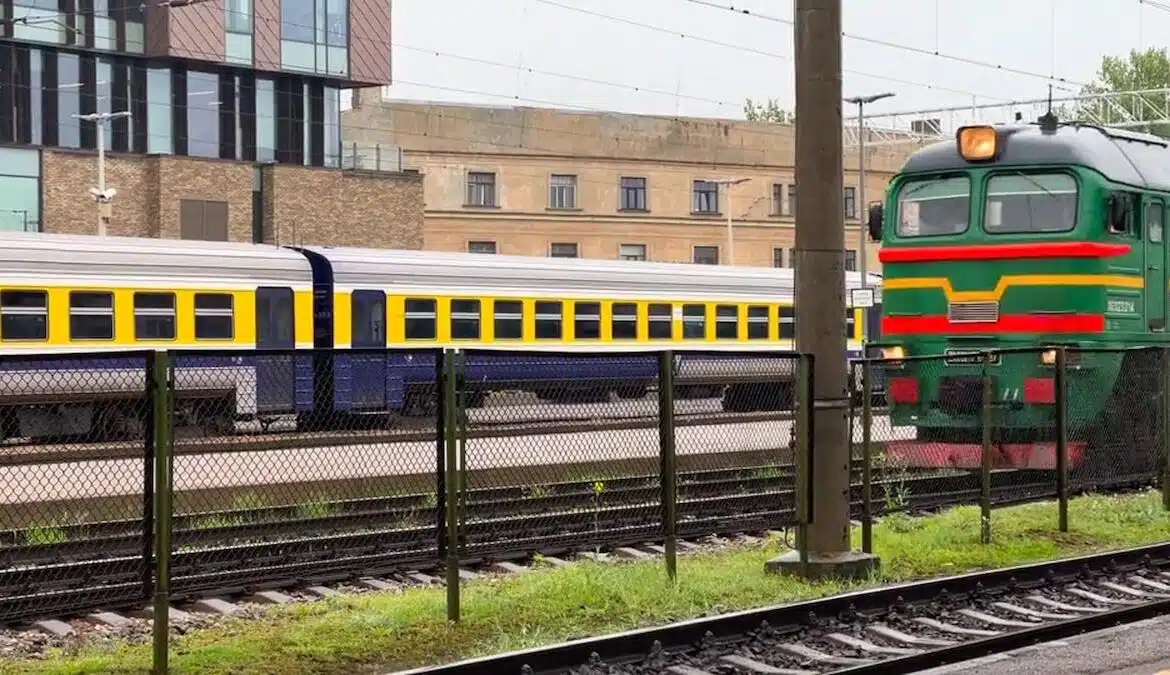 Voyager en train sans se ruiner : les astuces à connaître