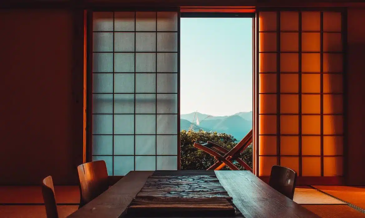 Découvrez l’expérience authentique des ryokans, les auberges traditionnelles japonaises