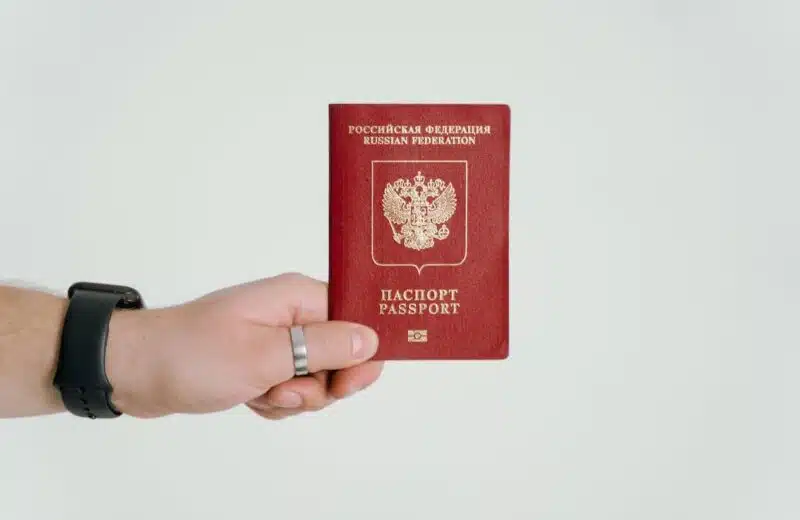 Les essentiels à savoir pour préparer votre voyage : visas, passeports et vaccinations